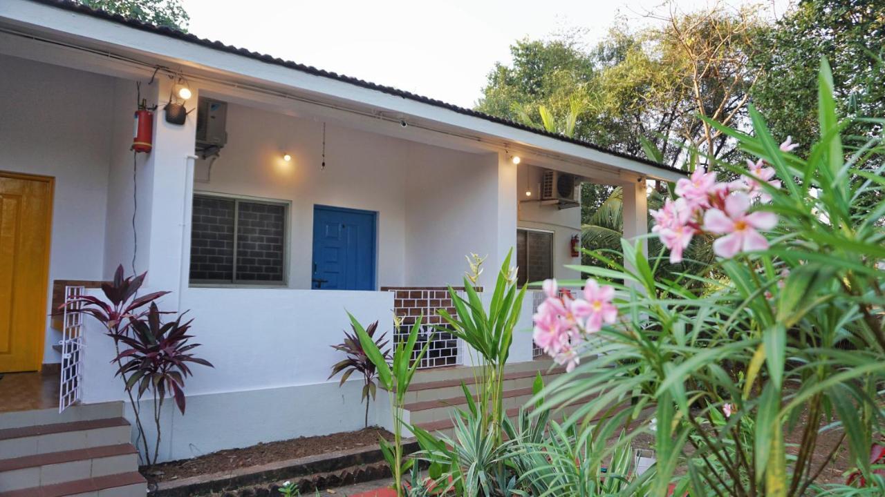 אנג'ונה Nomadgao Vila Nova - Comfort, Great Views, Fast Wifi & Interesting People מראה חיצוני תמונה